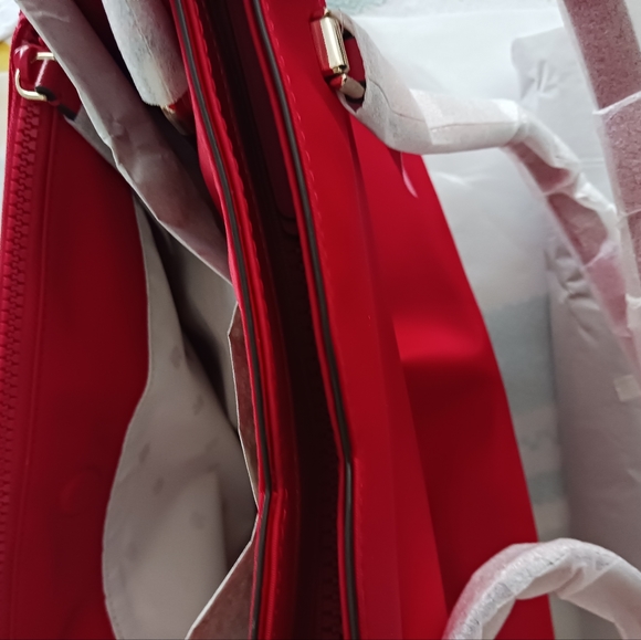 Red Kate Spade purse - Picture 4 of 6
